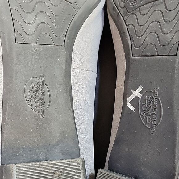 LIFETRIDE SIMPLY SUEDE TASSEL EMBELLISHMENTS POINTED TOE WOMEN"S FLAT - Picture 13 of 15